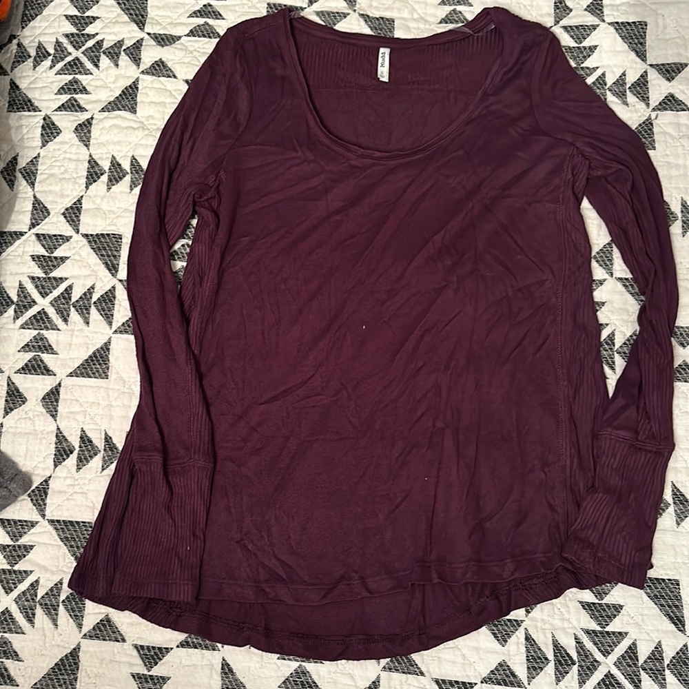 Women’s long sleeve shirt